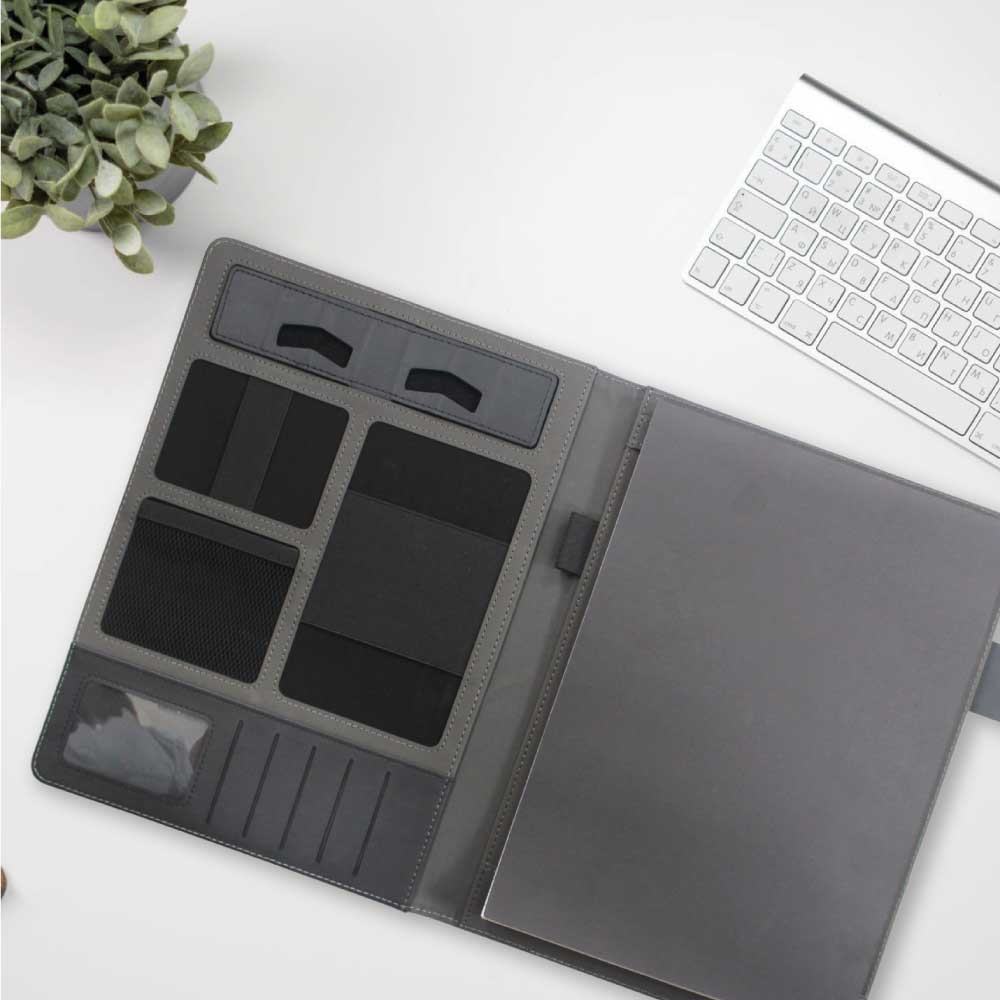 Dorniel Portfolio with Power Bank