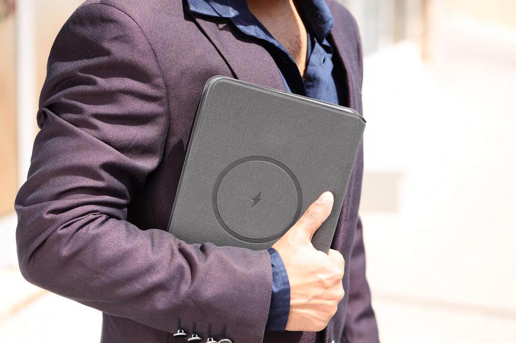 10000mAh Wireless Powerbank Organizer