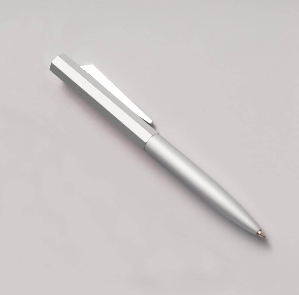 Twist Metal Pen - Silver